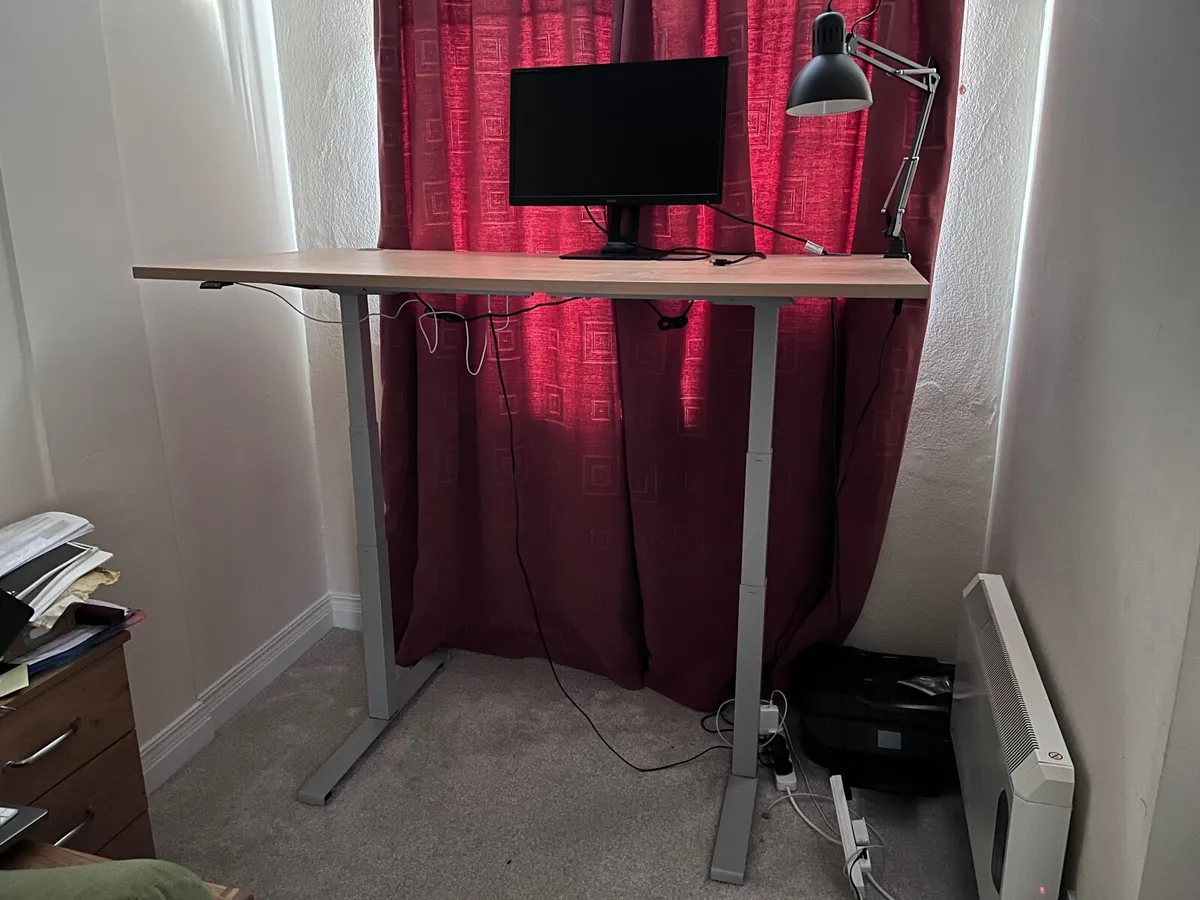 Electronic sit/stand desk - Image 3