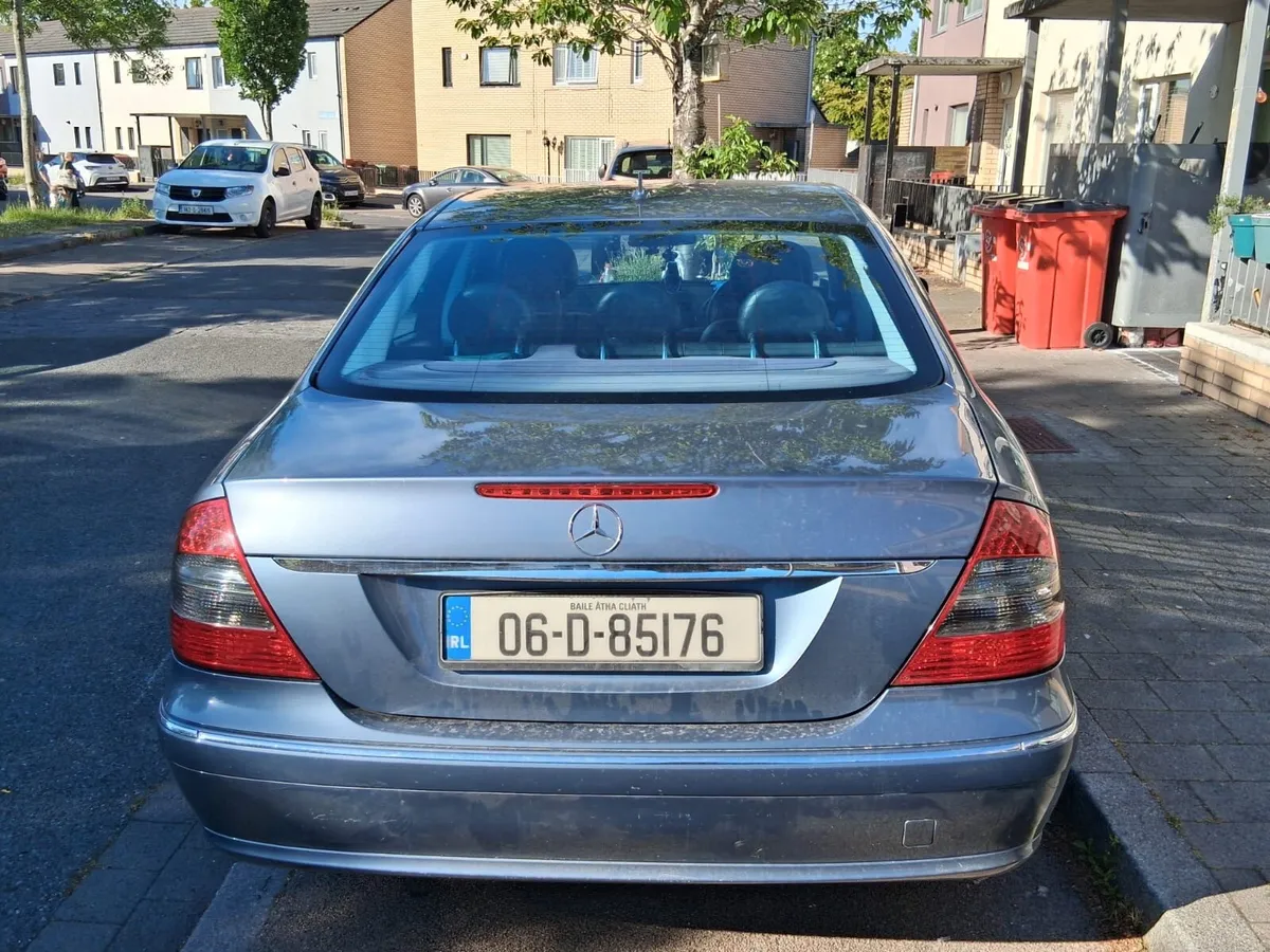 Mercedes e280 3.0 v6 diesel low mileage - Image 2