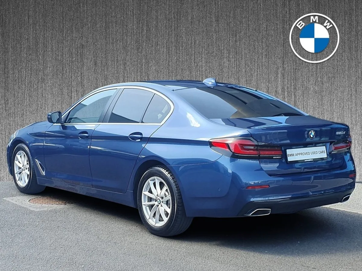 BMW 5 Series 520d SE Saloon - Image 3