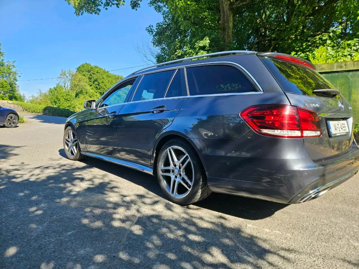 Mercedes e300 BlueTEC hybrid 2014 AMG - Image 3