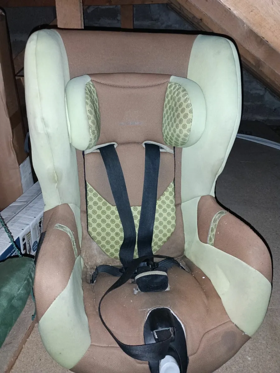 Maxi cosi Axis car seat - Image 2