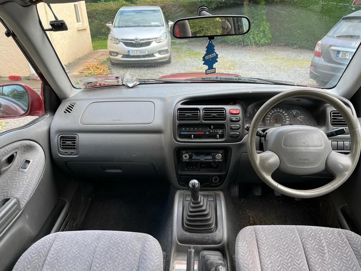 2001 Suzuki Grand Vitara Red 2L Diesel Jeep 4x4 - Image 3