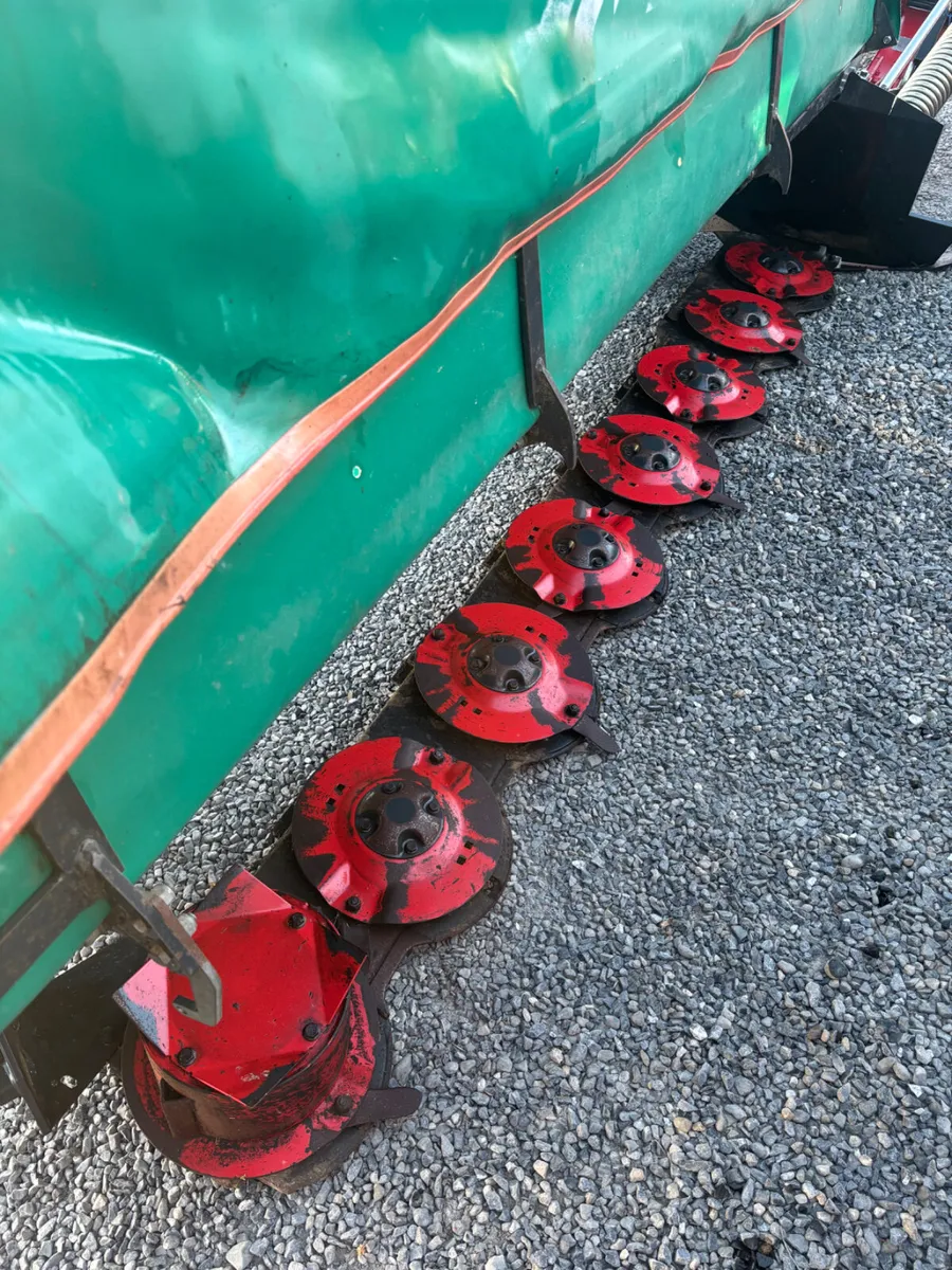 Kverneland disc mower - Image 4
