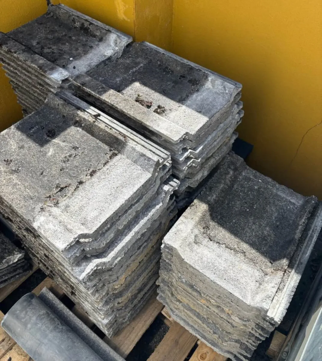 Roof tiles