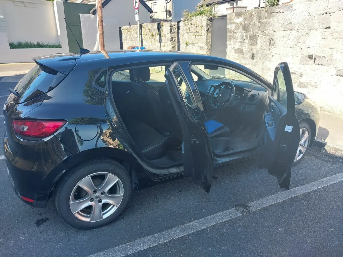 Renault Clio 2013 - Image 4