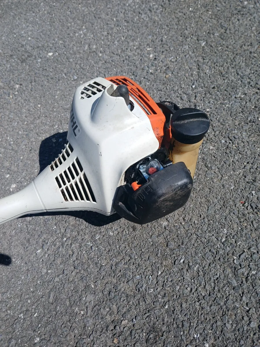 STIHL strimmer - Image 2