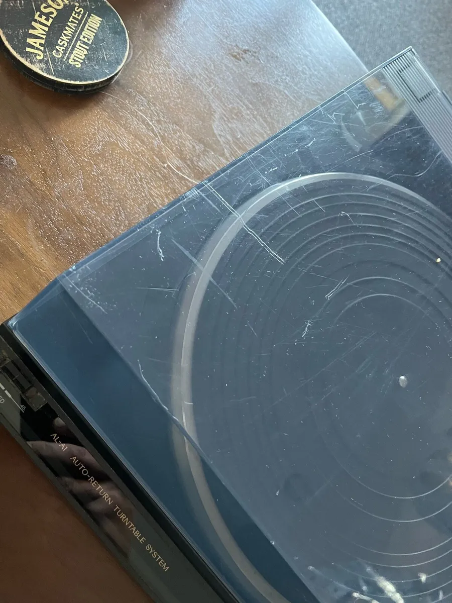 JVC turntable - Image 3