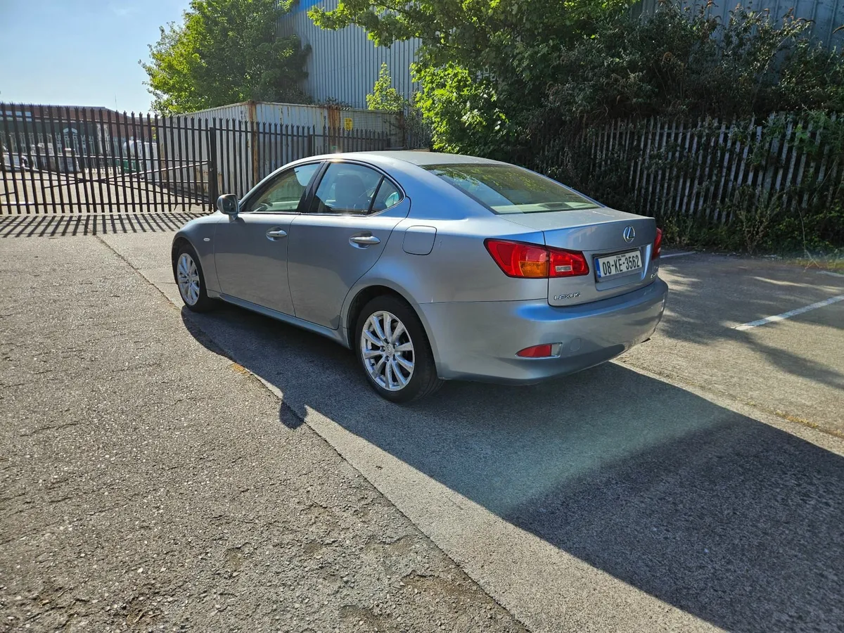 Lexus IS 2008 - Image 1