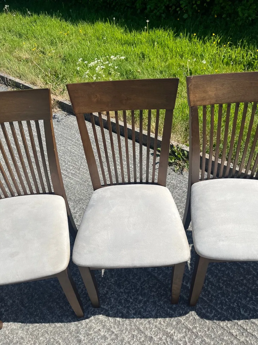 6 chairs - Image 4