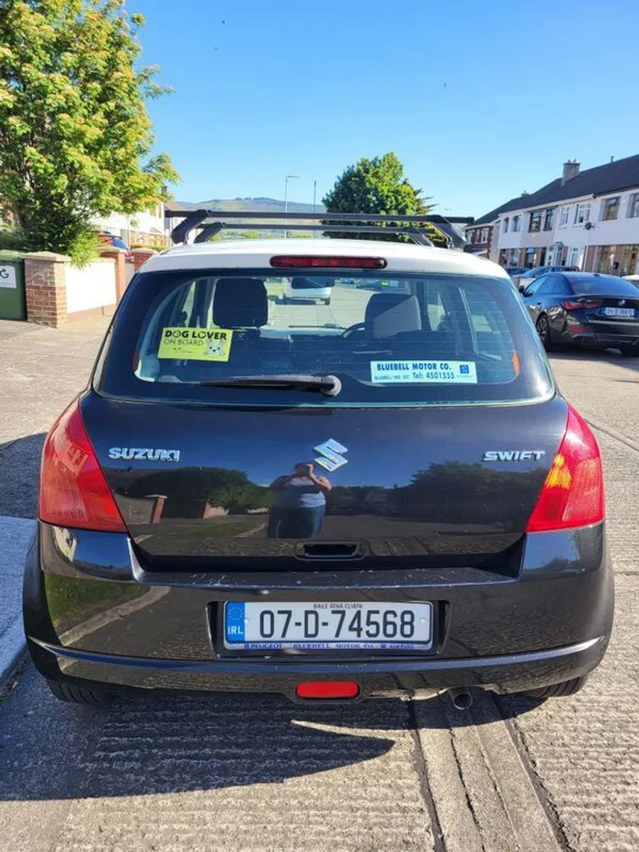 2007 Suzuki Swift - Image 2