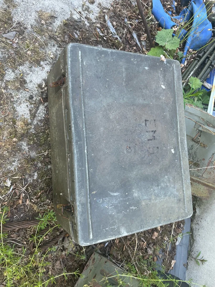 Metal storage box military - Image 1
