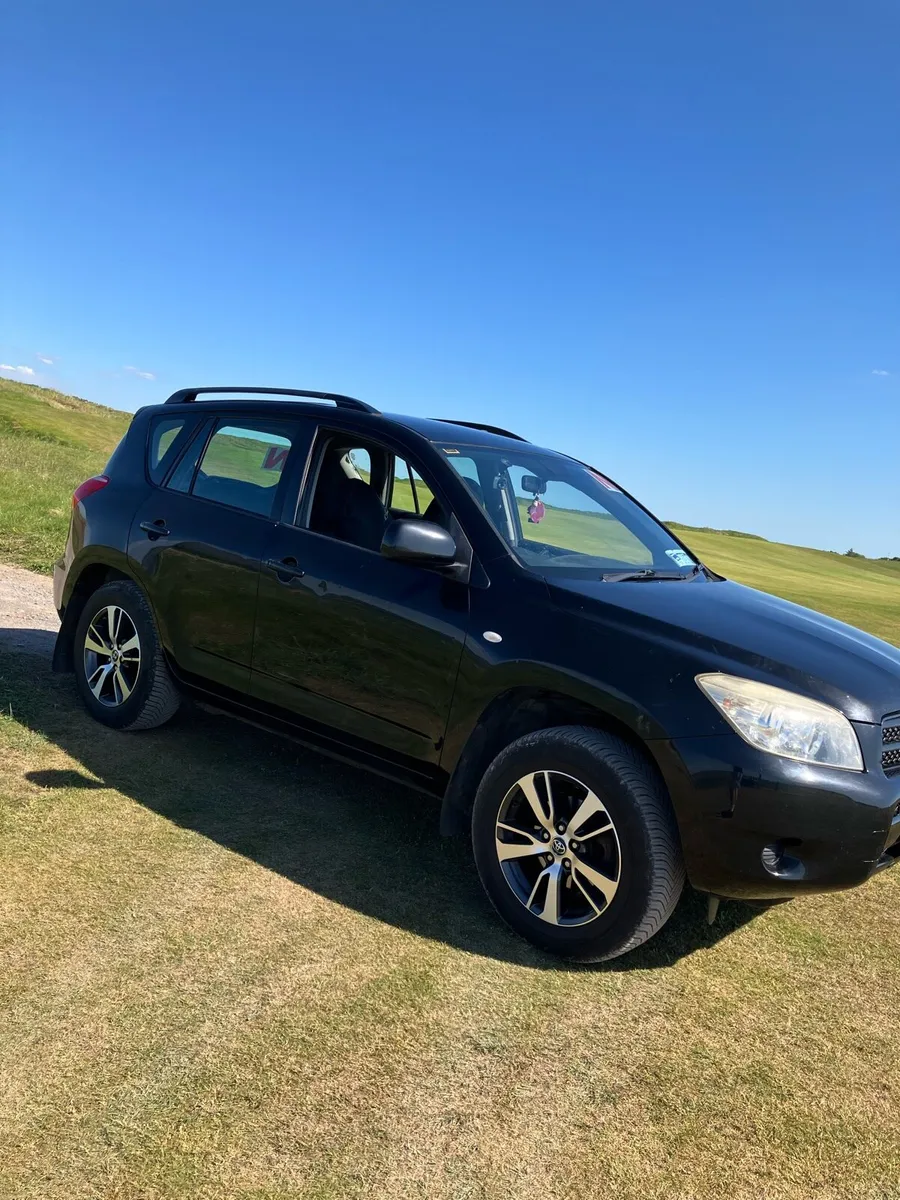 Sell to clear Toyota rav4 towbar - Image 1