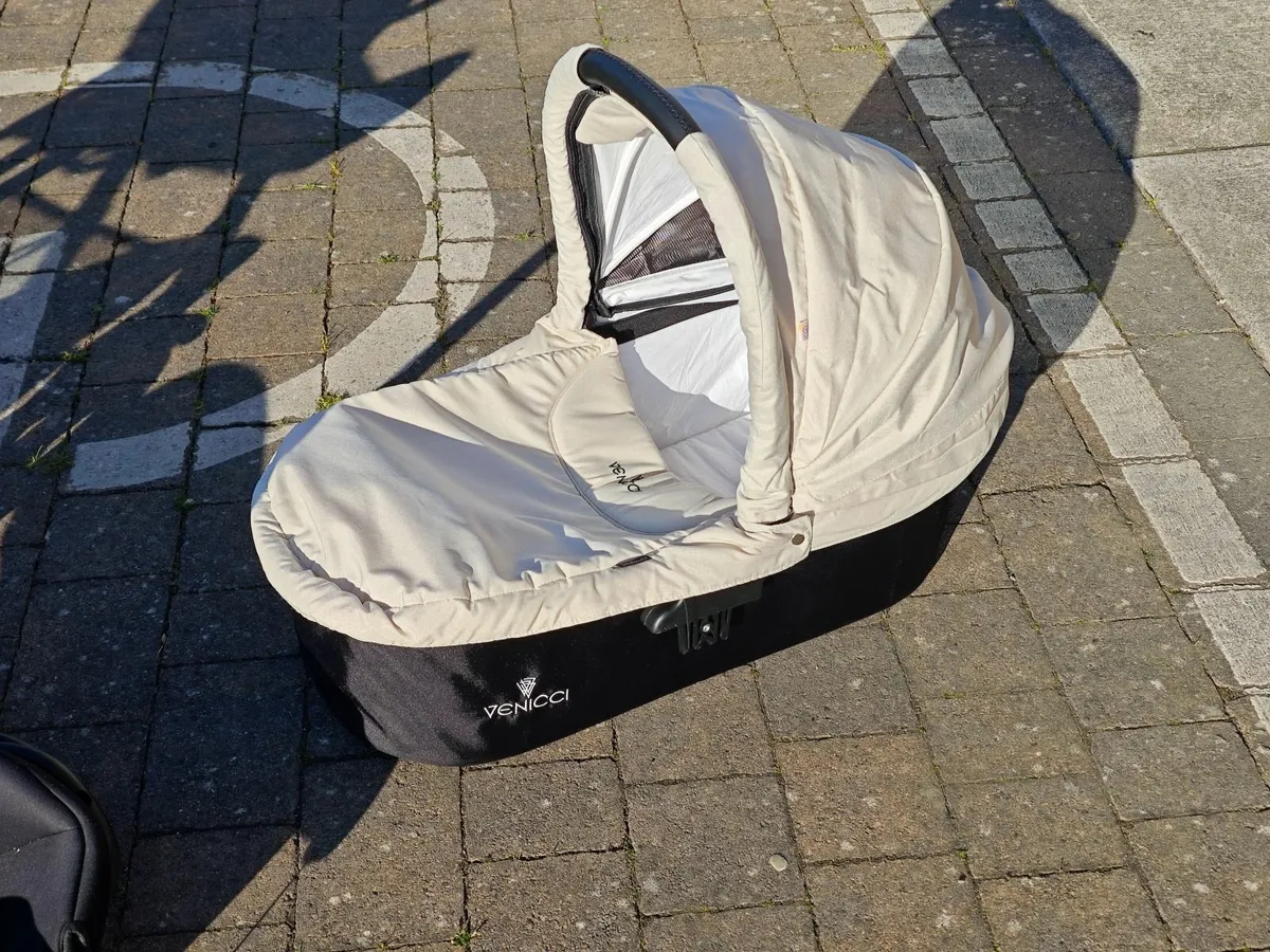 Venicci buggy 3 in 1 - Image 4