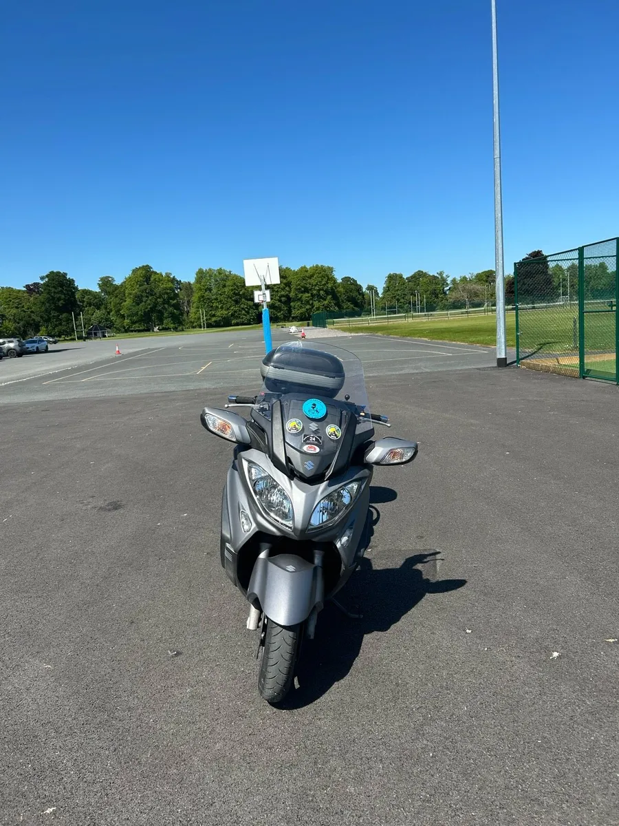 Suzuki burgman - Image 1