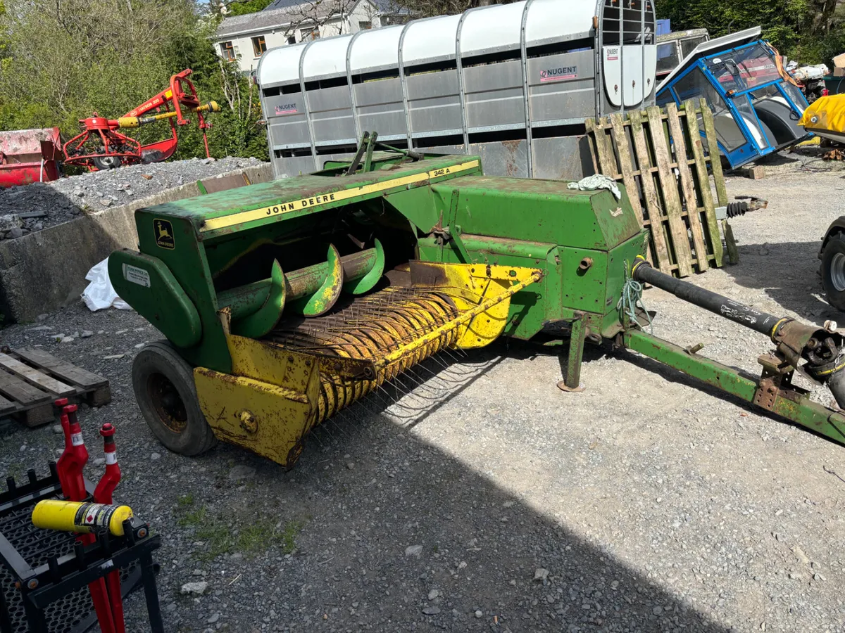 John Deere Square Baler - Image 2
