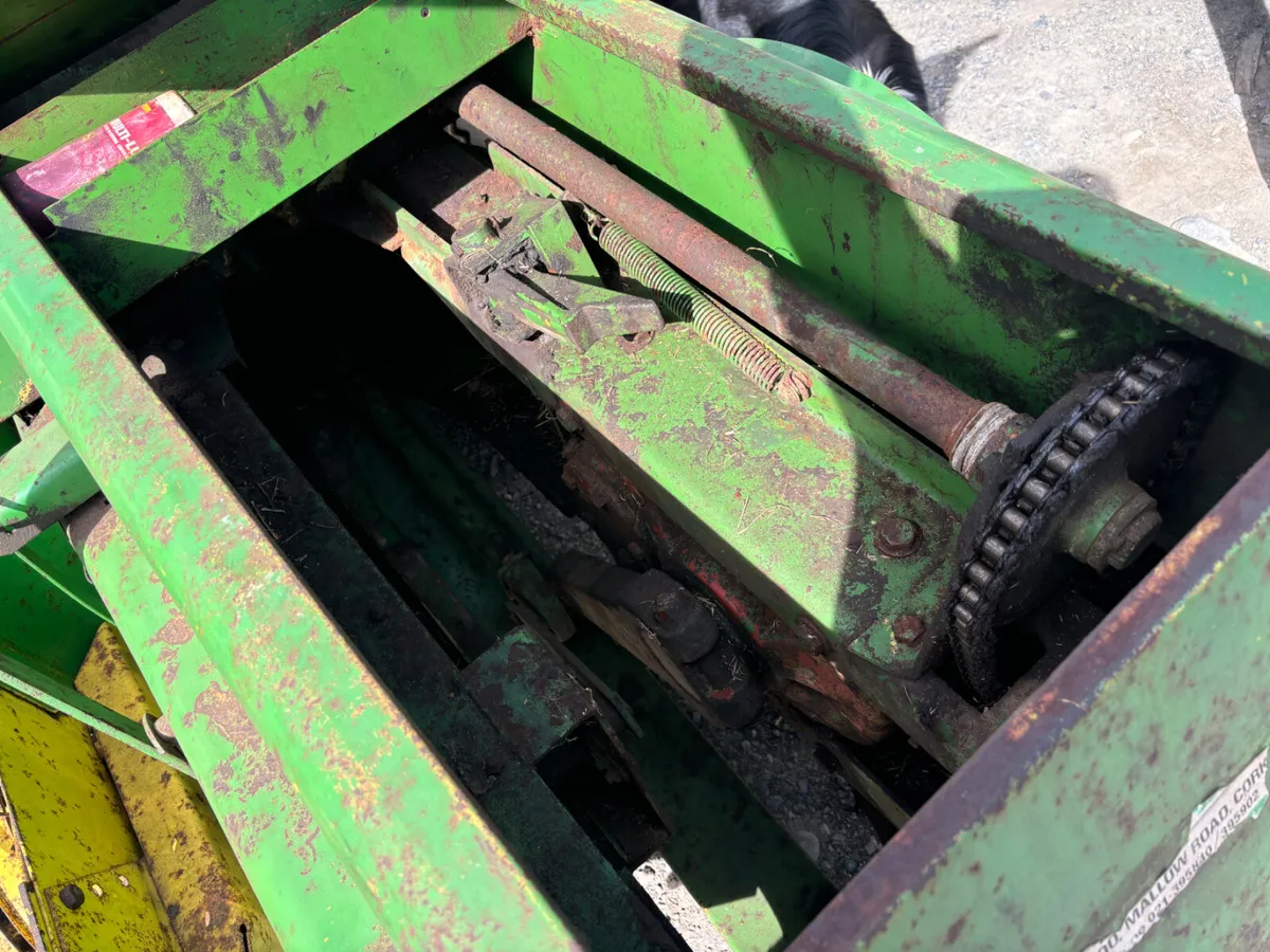 John Deere Square Baler - Image 4