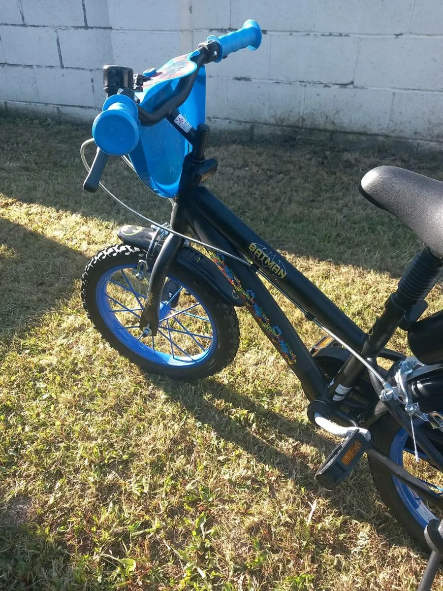 Kids batman bicycle - Image 4