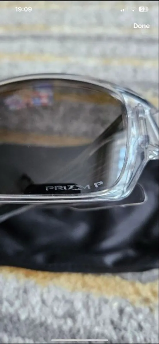 oakley sun glasses - Image 3