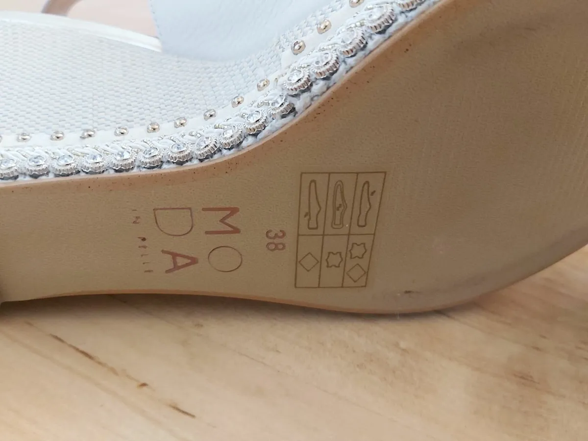 Moda in Pella embellished wedges - Image 2