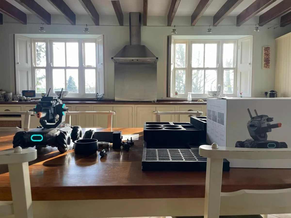 RoboMaster S1 Robot - Image 1