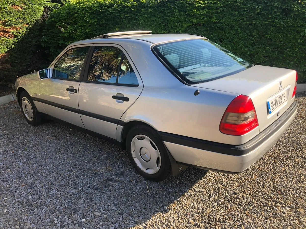 Vintage Mercedes C Class - Image 2