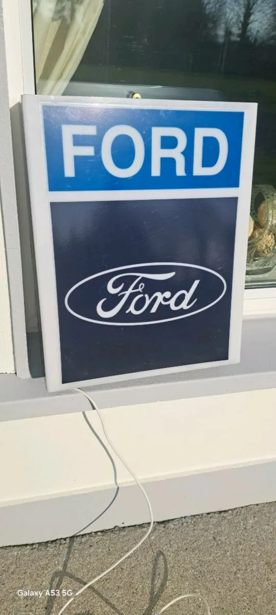 Ford light up sign - Image 1