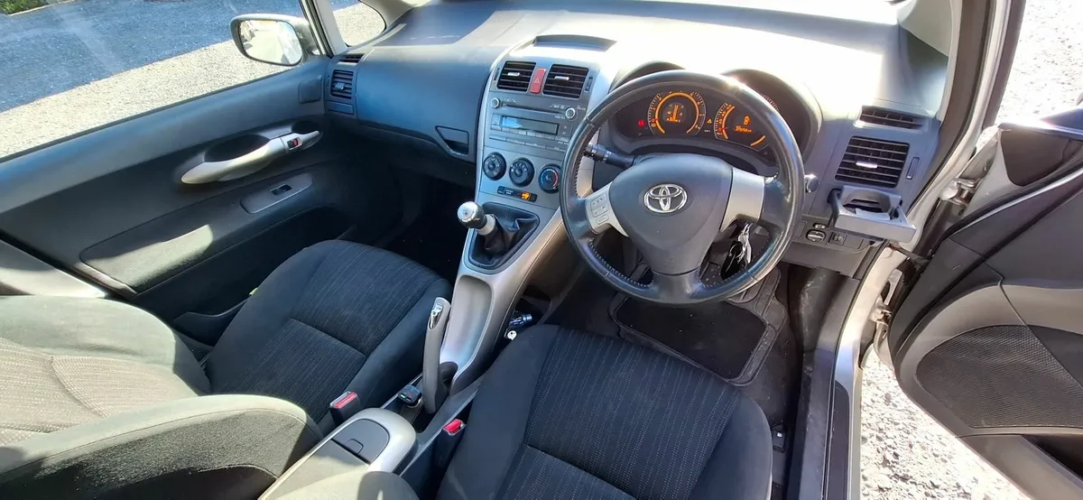 Toyota Auris 2007 - Image 4