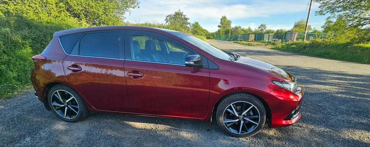 Toyota Auris 2018 - Image 4