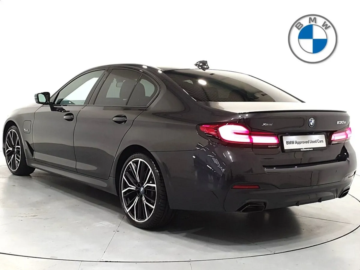 BMW 5 Series 530e Xdrive M Sport Saloon - Image 3