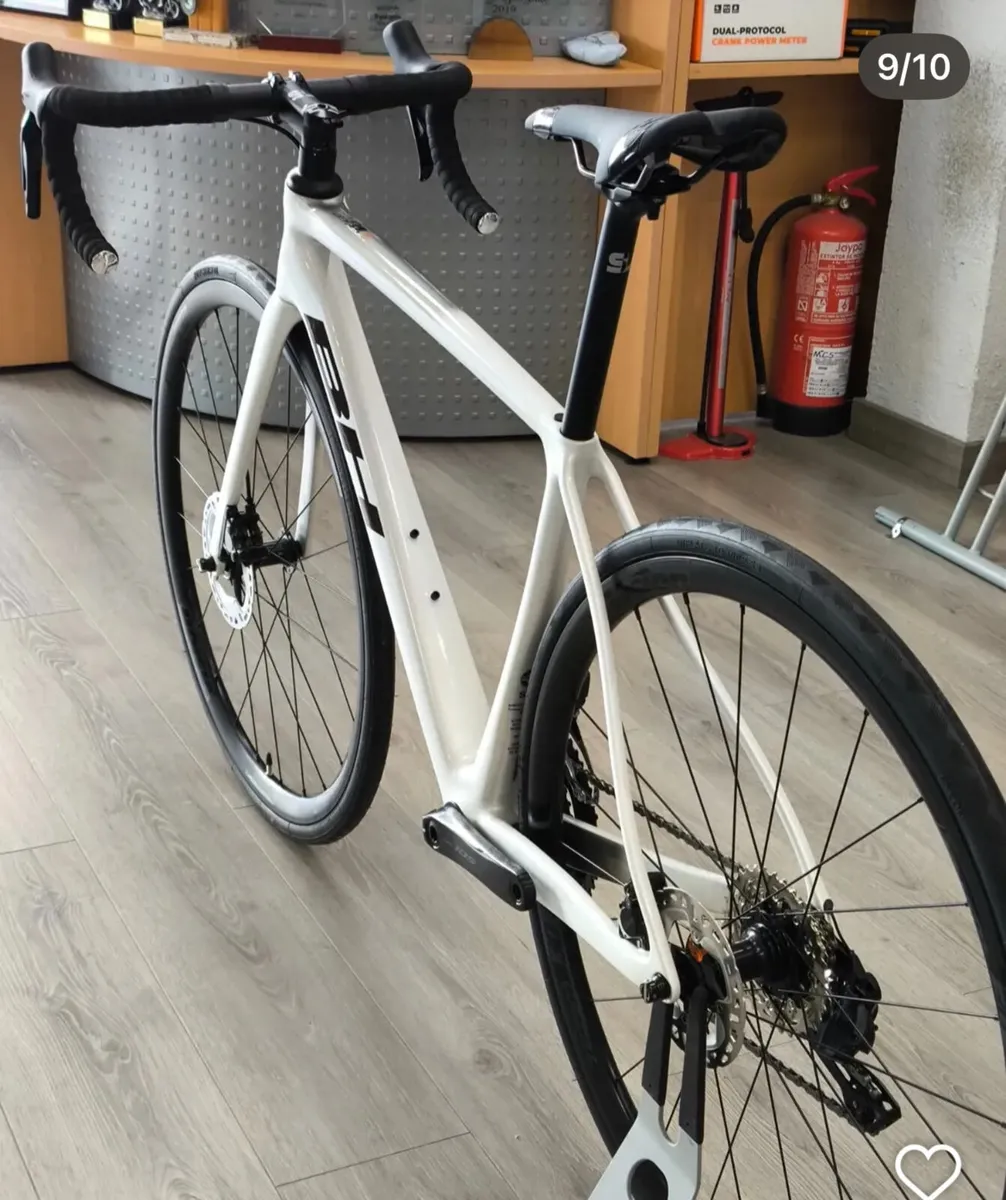 Free Delivery - BH SL1 Di2 Road Bike - Image 1