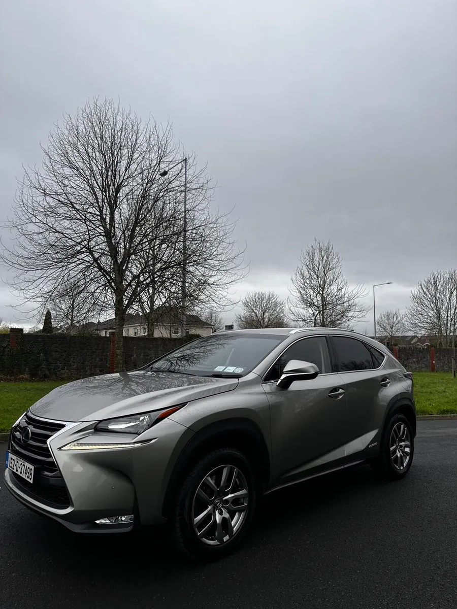 lexus - Image 2