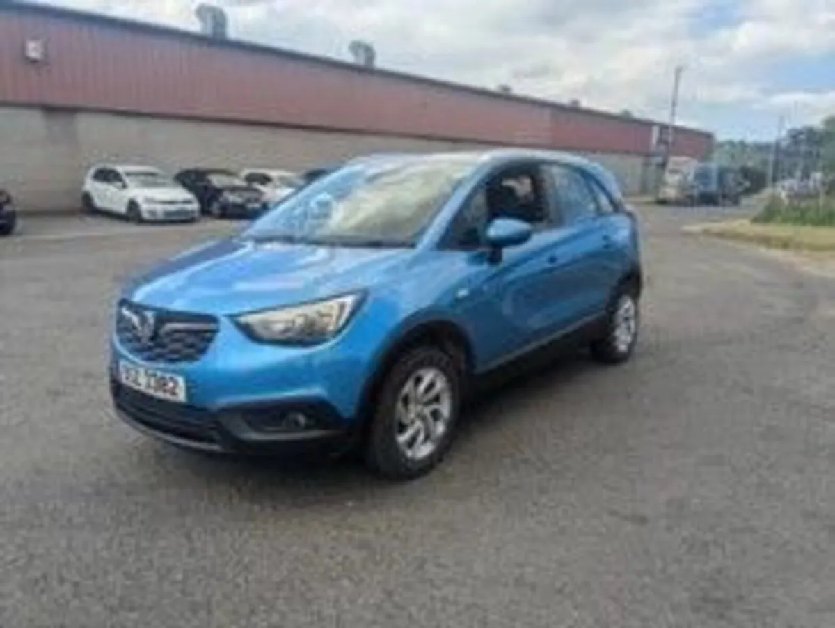 2017 Vauxhall Crossland X 1.2 cc turbo - Image 1