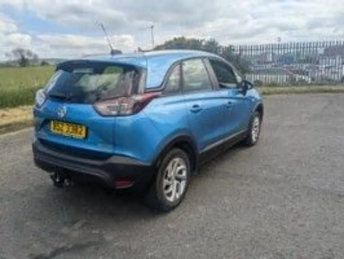 2017 Vauxhall Crossland X 1.2 cc turbo - Image 3