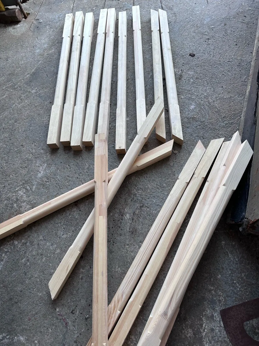 Wooden bars. - Image 2