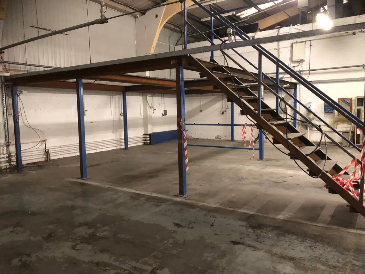 Steel frame for mezzanine floor - Image 2