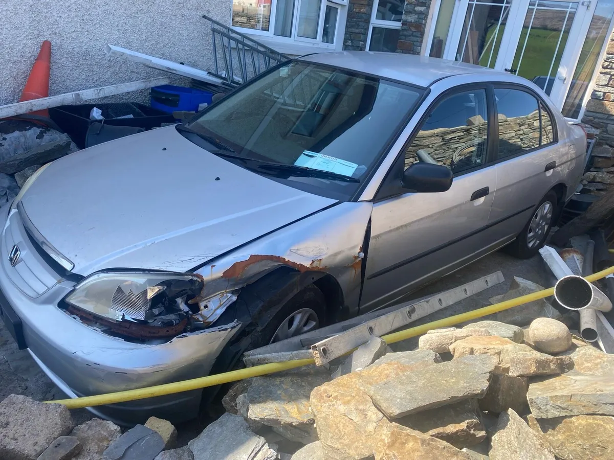 Honda civic - Image 1