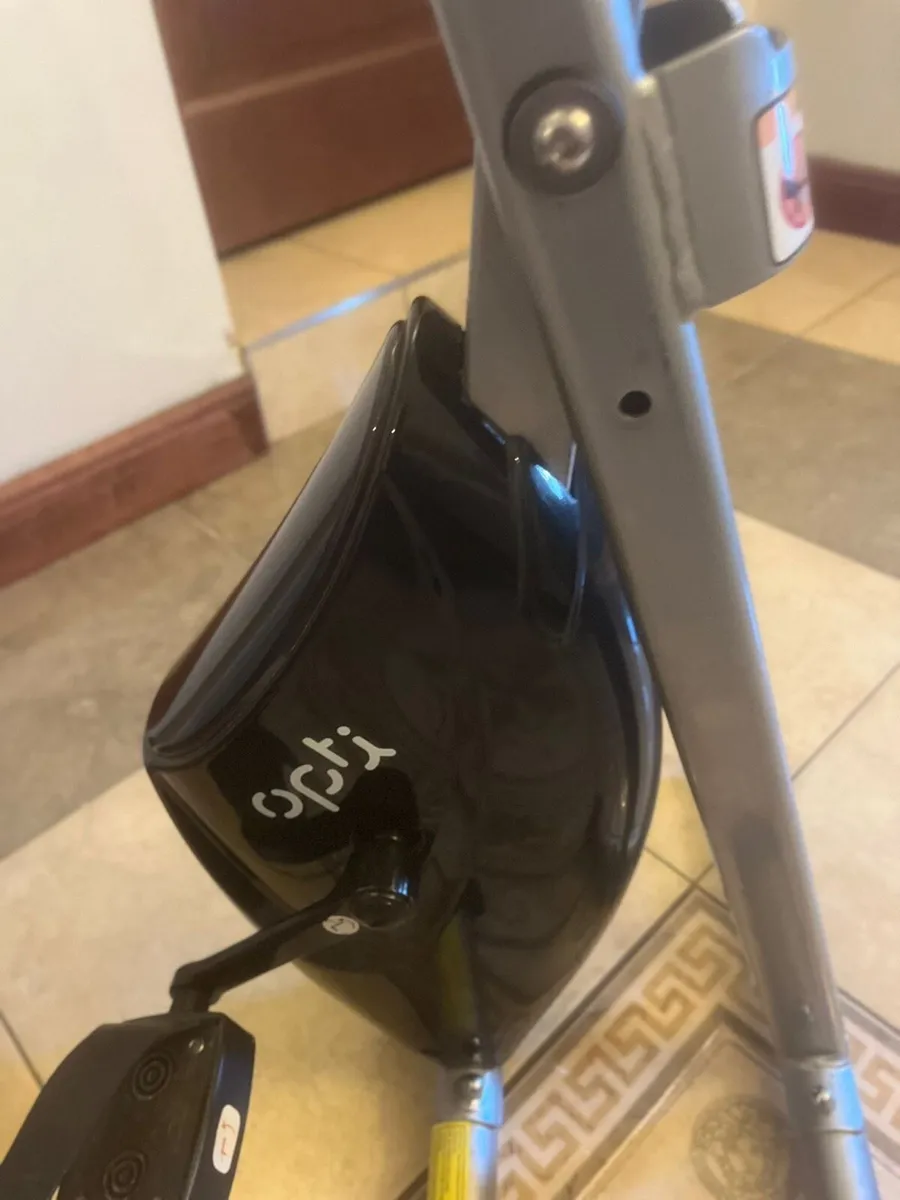 Exercise bike - Image 2