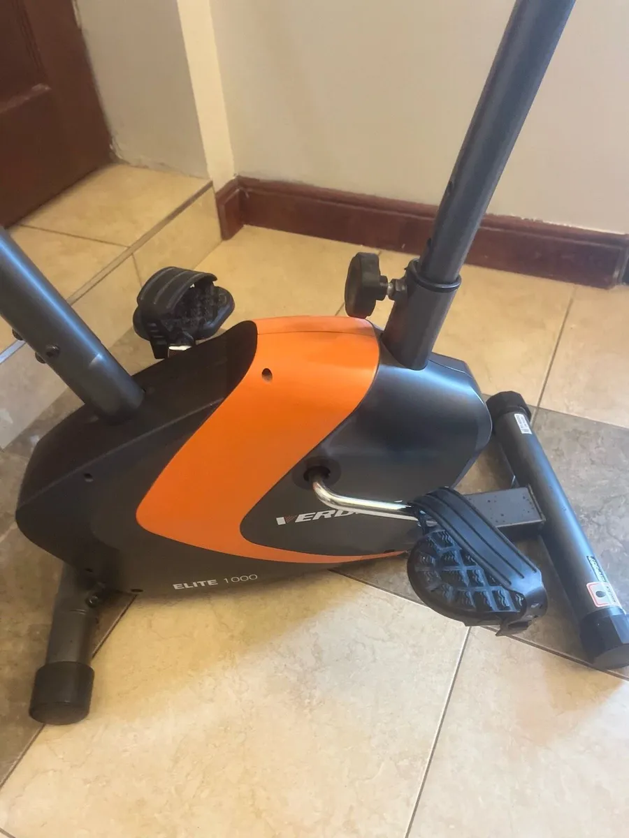 Exercise bike - Image 2