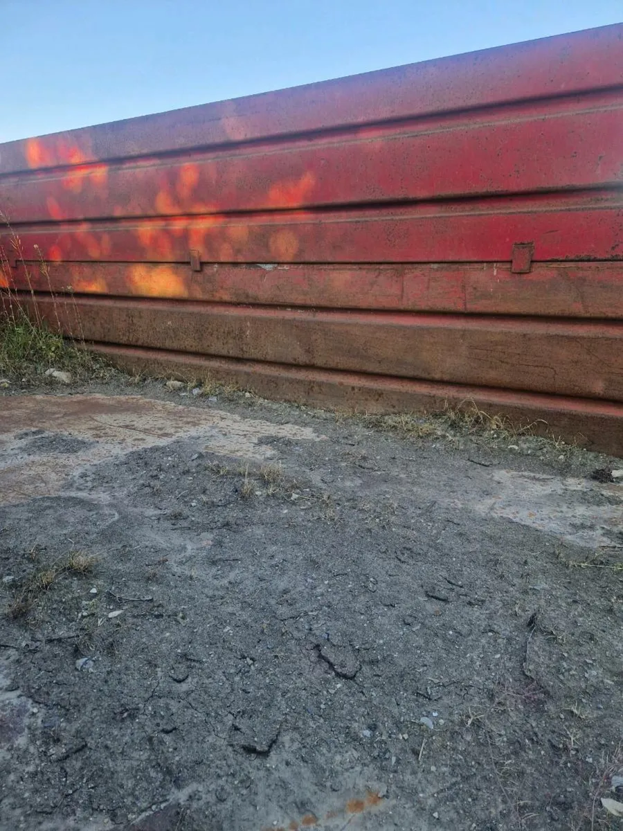 Tipping trailer - Image 3