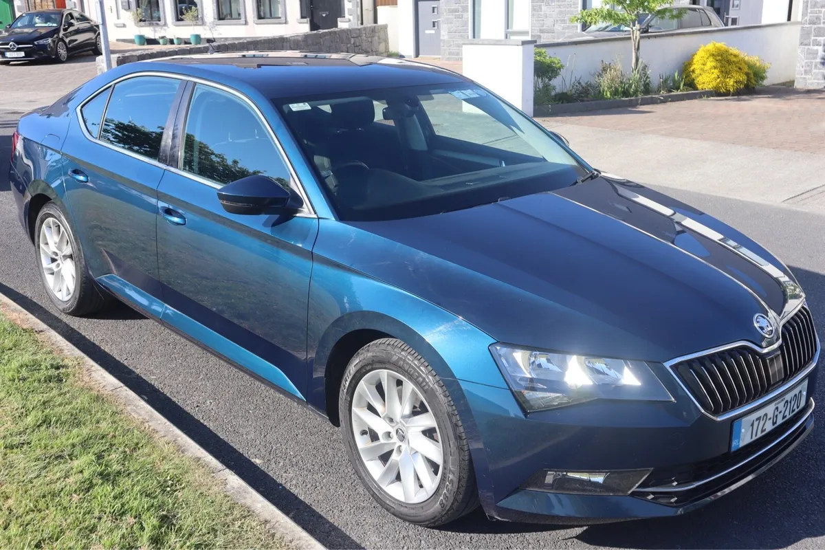 Skoda Superb Ambition 1.6L TDI - Image 2