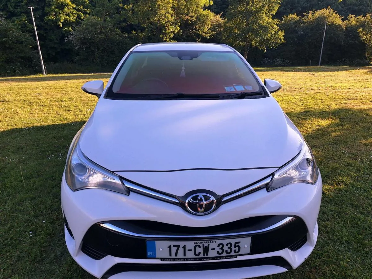 Toyota Avensis 2017 - Image 1
