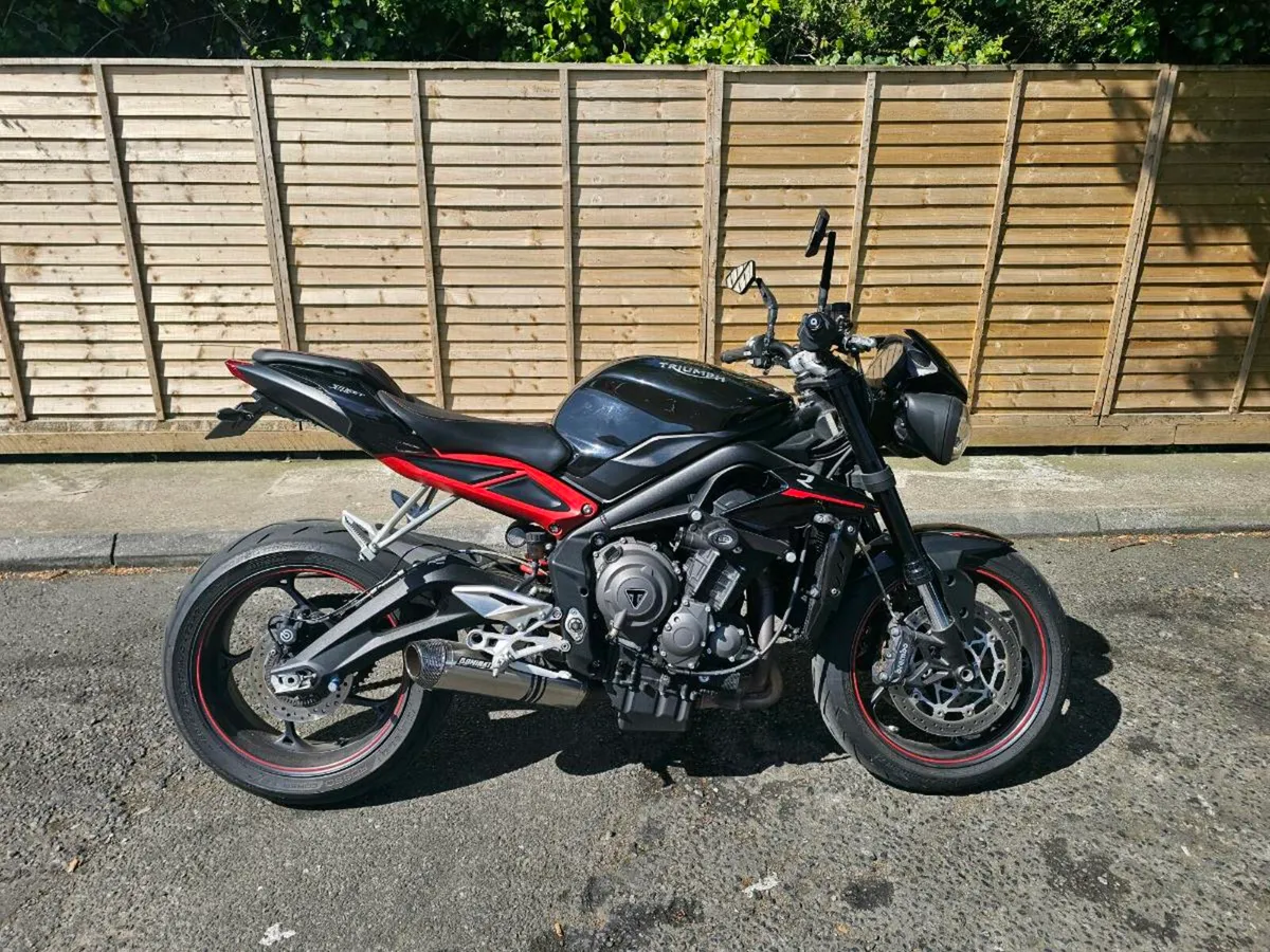 Triumph Street Triple 765r - Image 2