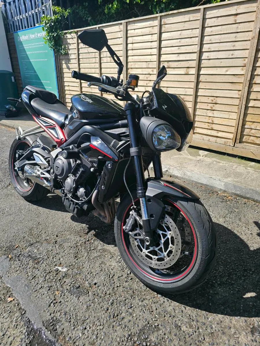 Triumph Street Triple 765r - Image 3