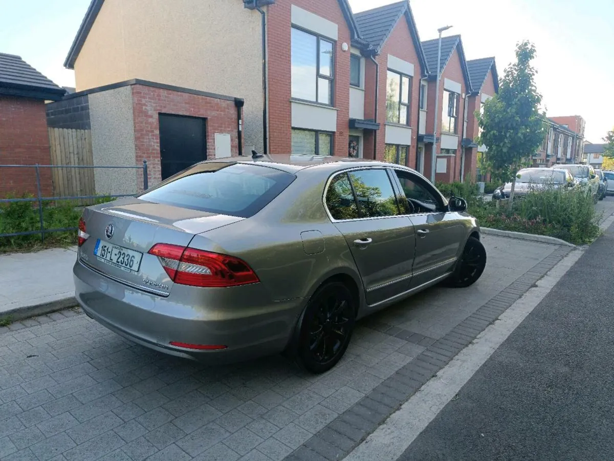 Skoda superb elegance - Image 4