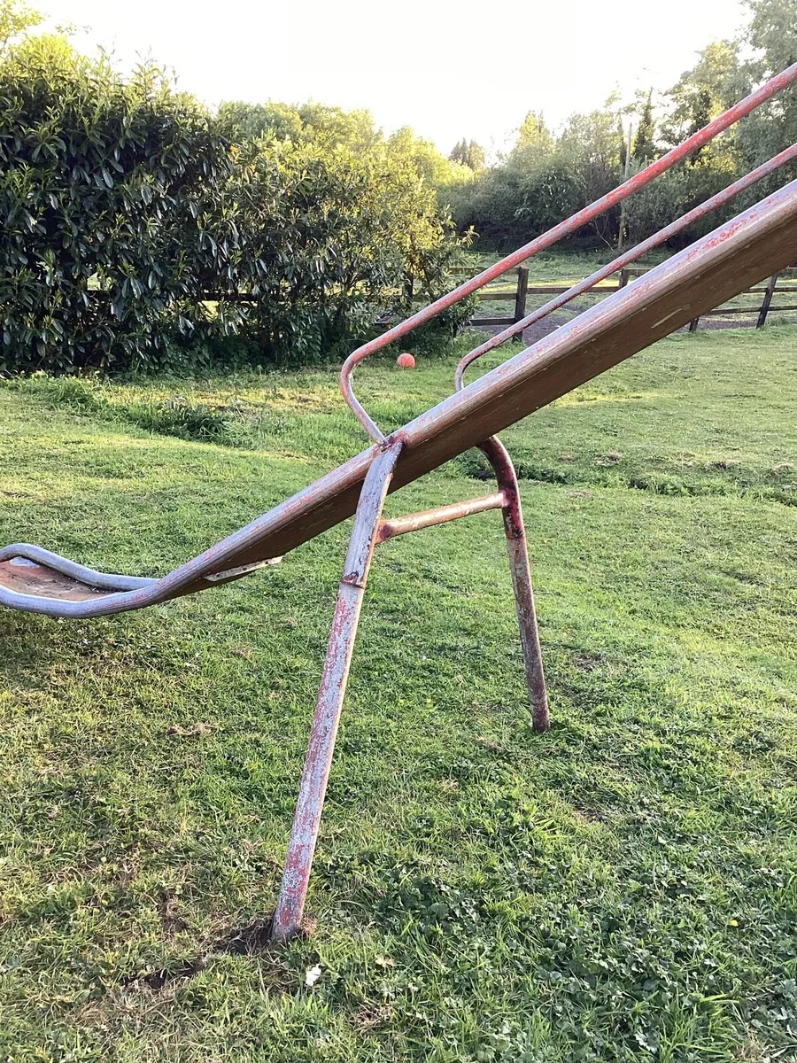 Trampoline and slide - Image 4