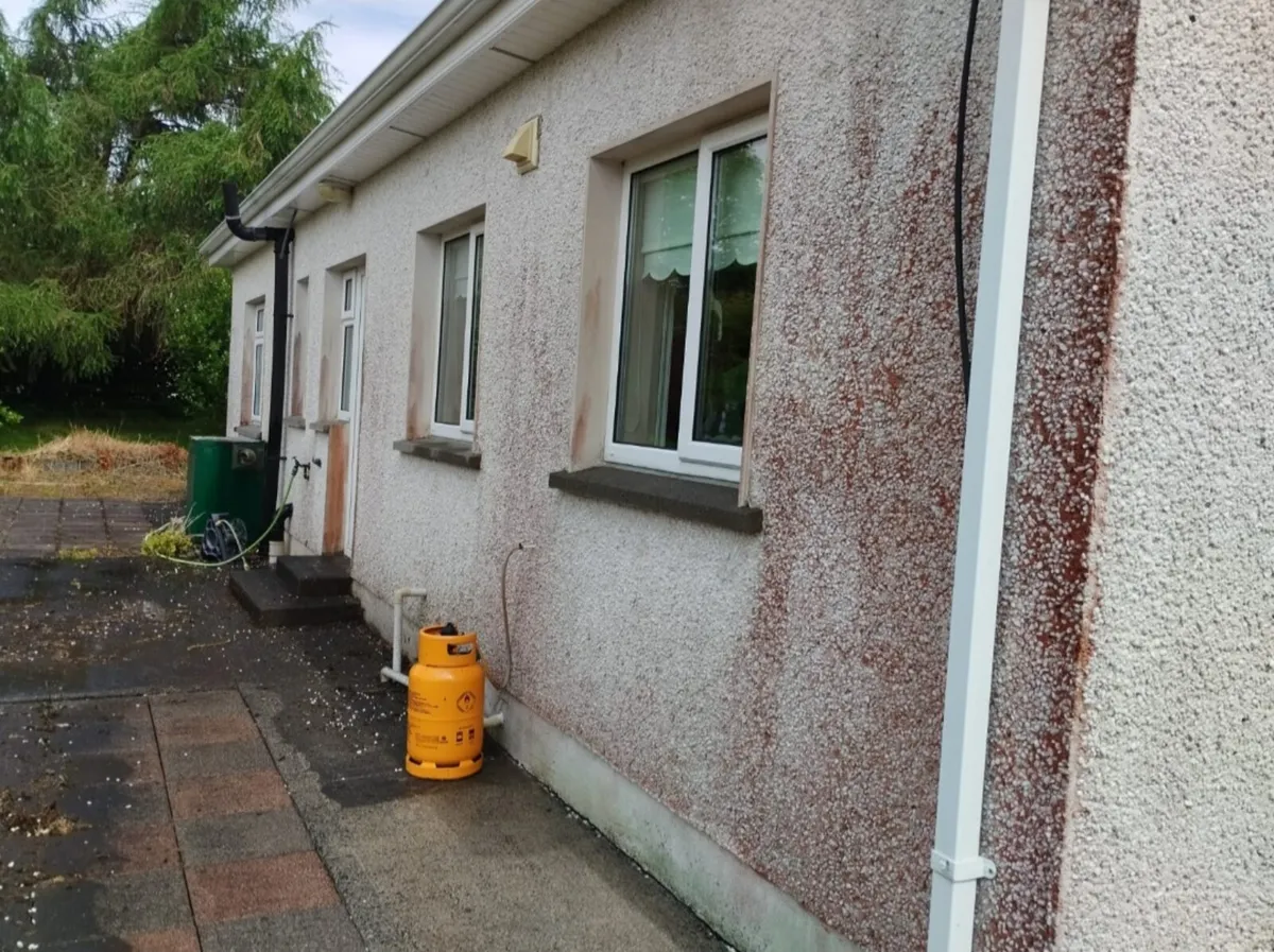 MIDLANDS  POWERWASHING SERVICES - Image 2