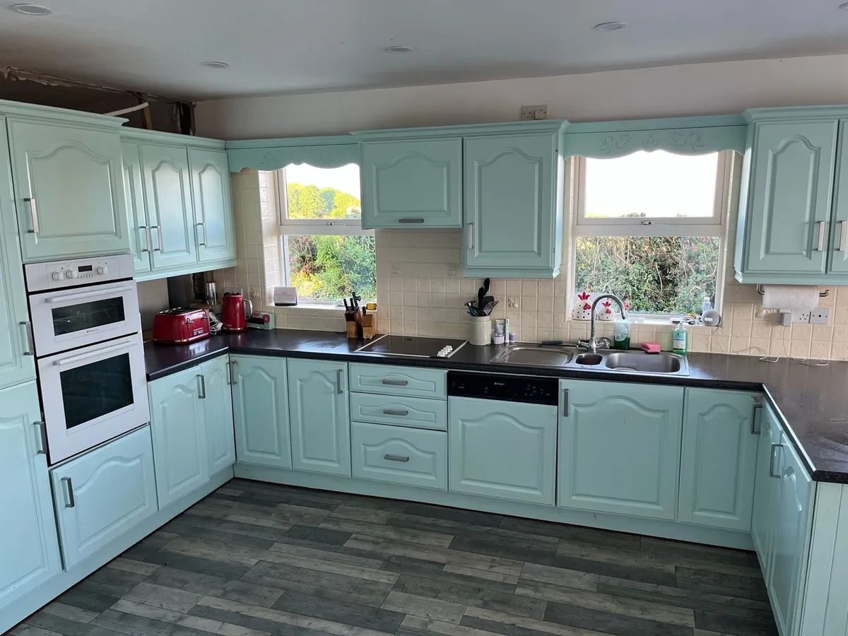 Kitchen - Image 4