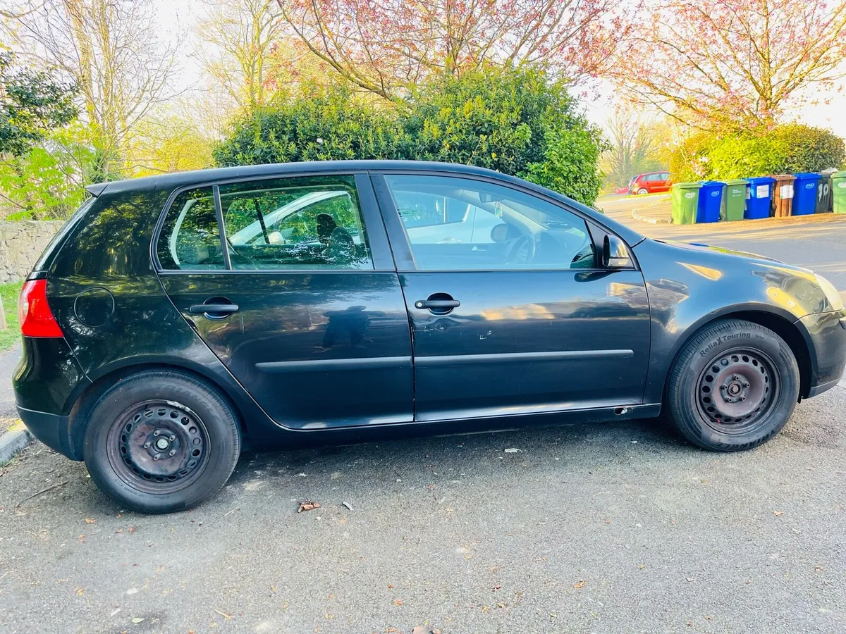 Volkswagen Golf 5 - Image 2