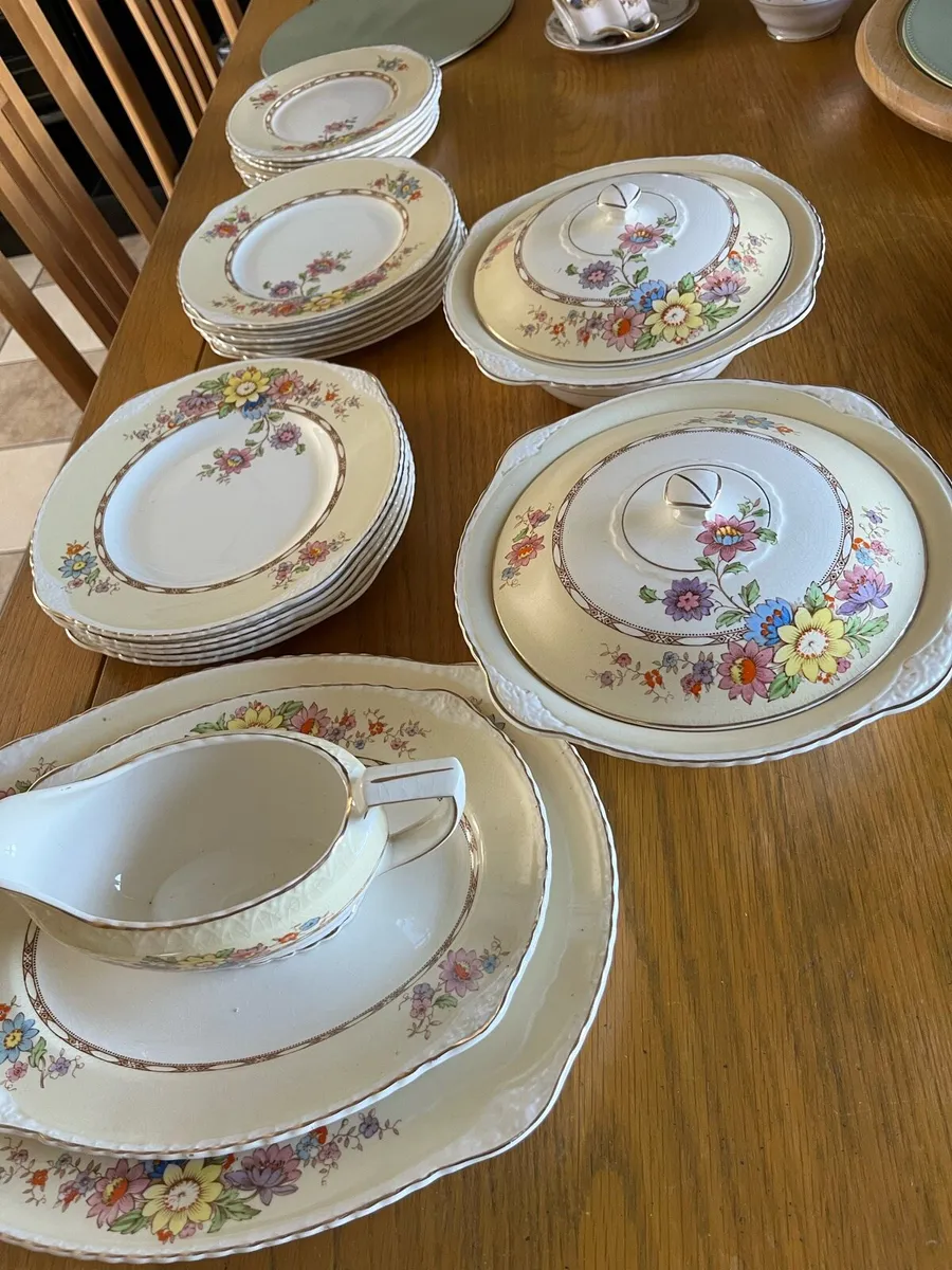 Vintage China - Image 1