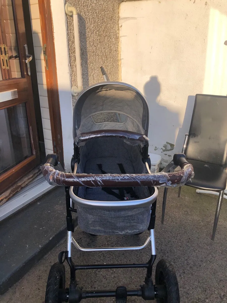 Travel system - Image 2